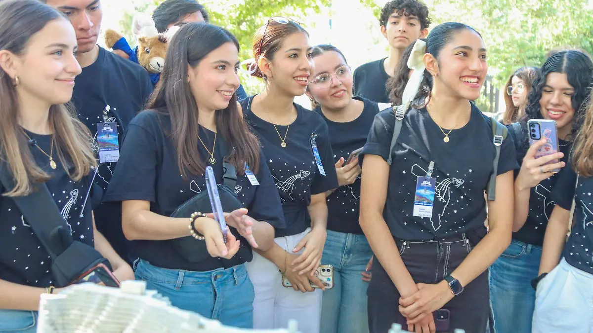 Estudiantes sonorenses en la NASA - Cortesía TEC DE MONTERREY Sonora NORTE 5